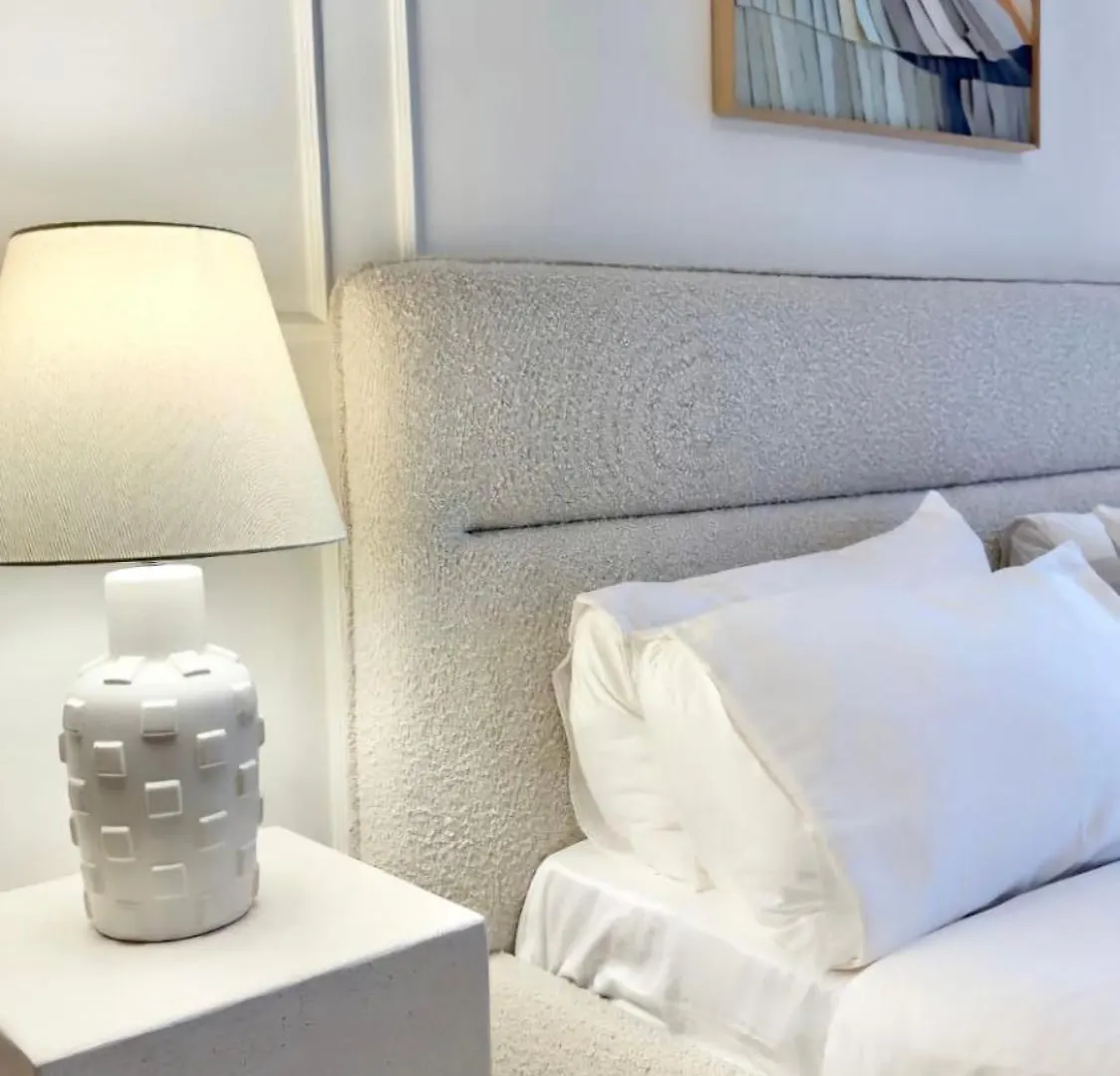 Burj Royale 2-Bedroom Apartment With The Best Burj Khalifa View Dubai