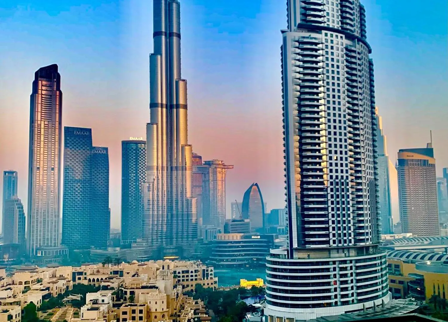 Burj Royale 2-Bedroom Apartment With The Best Burj Khalifa View location